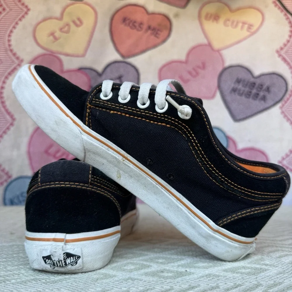 Size 7 - VANS Chukka‎ Low (Denim) Black White Sneakers